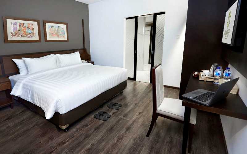 Deluxe Double - 24H Stay